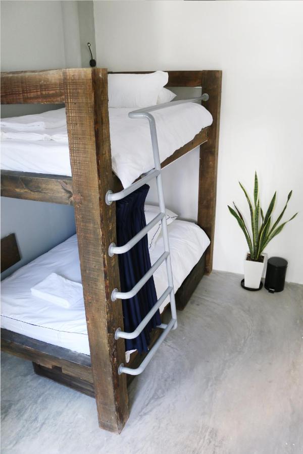 The Dorm Saigon (Adults Only) Hostel Ho Chi Minh City Room photo